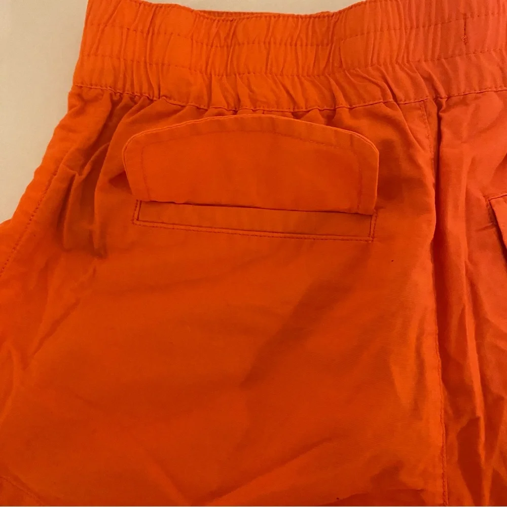 NWT Urban Outfitters Small Orange - Picture 9 of 10
